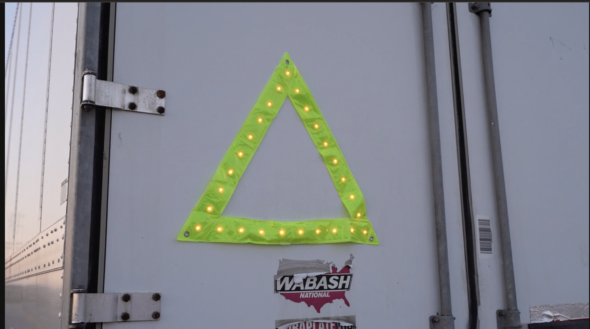 TRUCK-MOUNTED WARNING